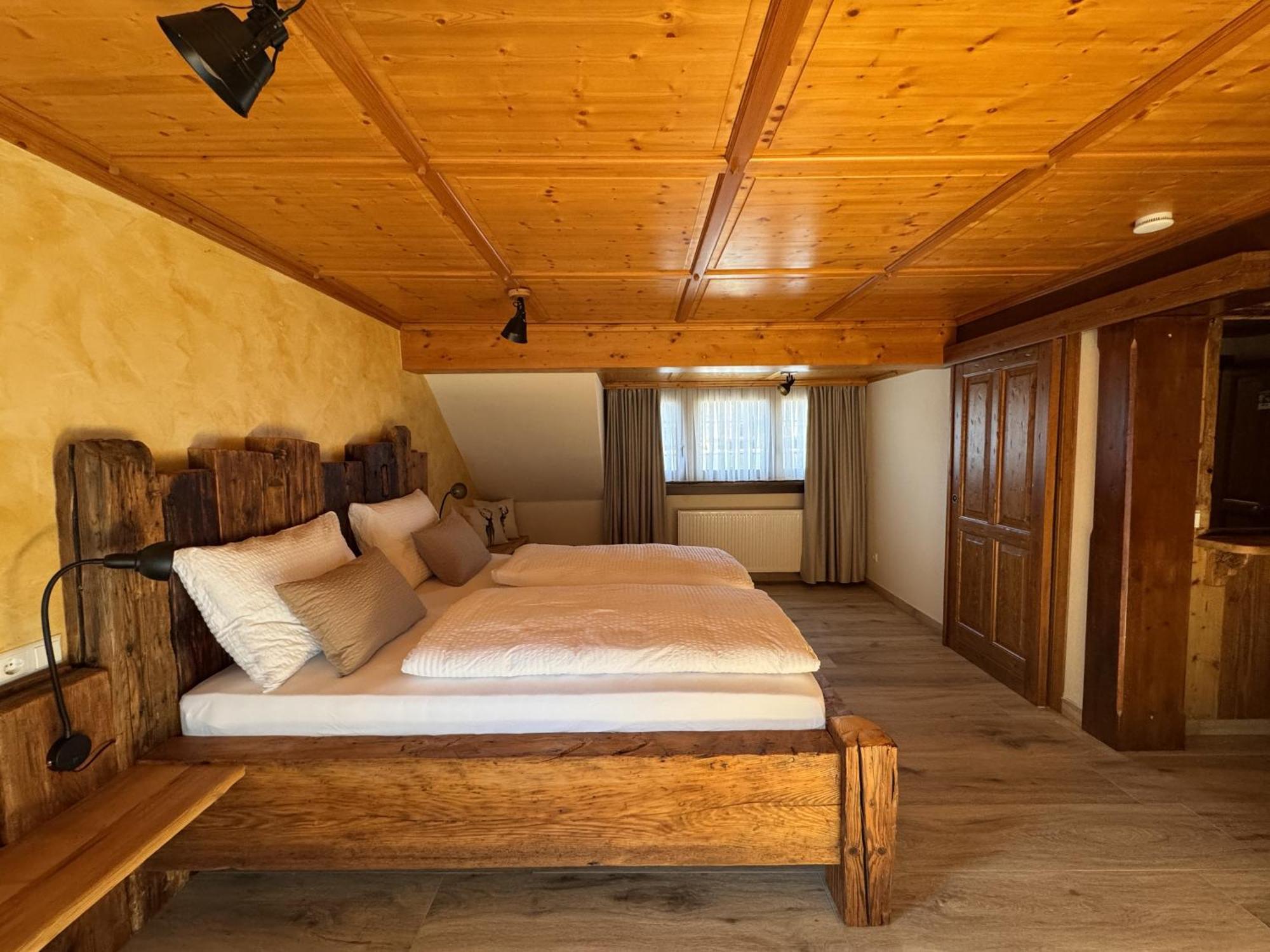 Black Forest Hotel Todtnau Zimmer foto