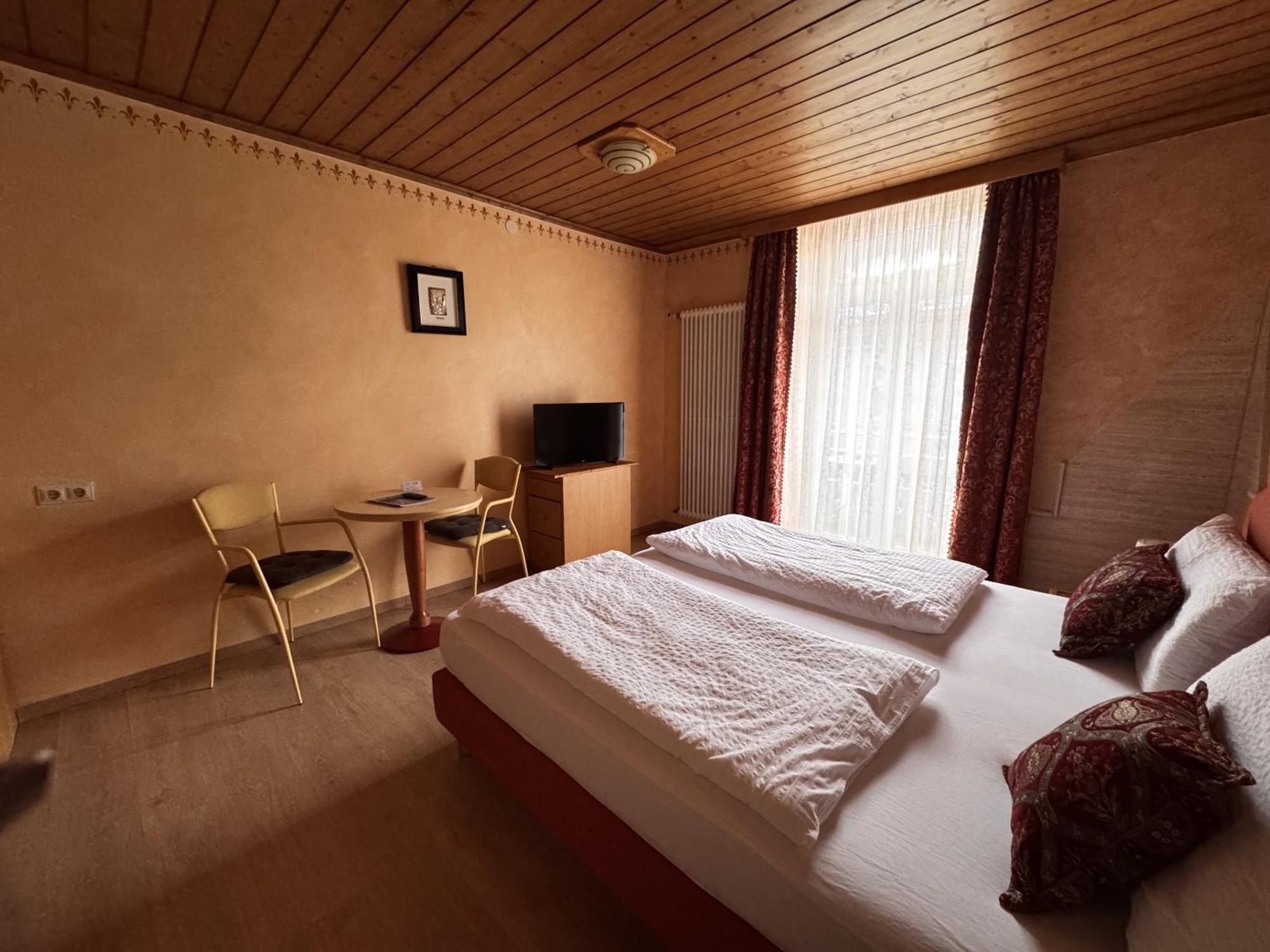 Black Forest Hotel Todtnau Zimmer foto